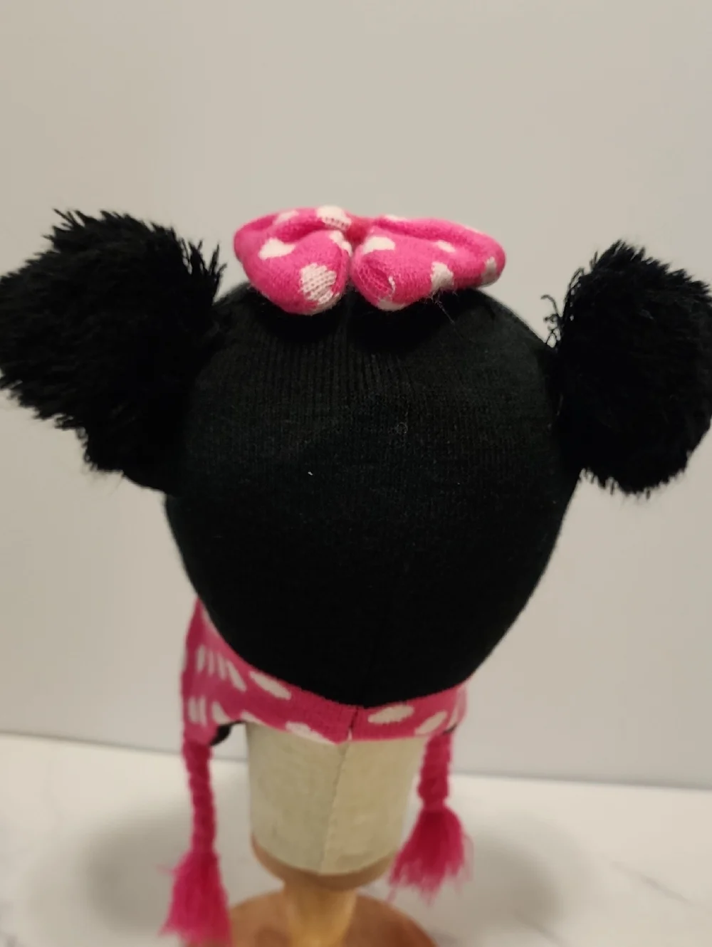 Disney Minnie Mouse Girls Pom Pom Winter Hat